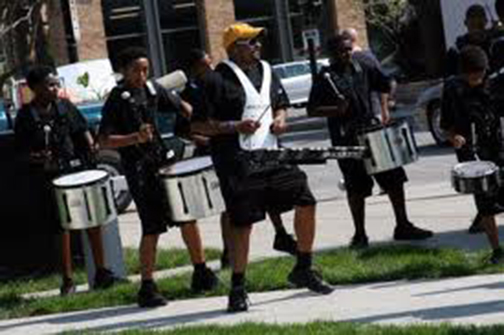Isiserettes @ Des Moines Public Library
